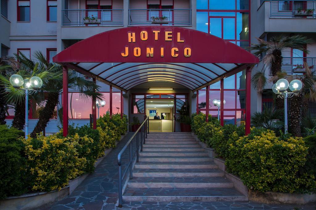 Hotel Jonico Рим Екстер'єр фото